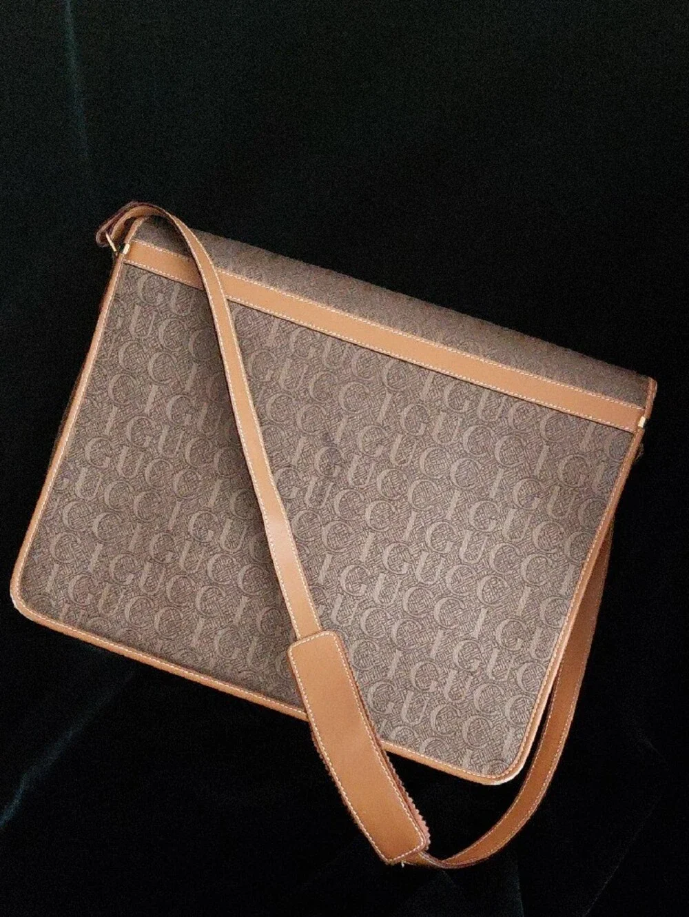 Vintage Gucci GG Monogram Laptop Messenger Unisex Bag Brown Leather Trim